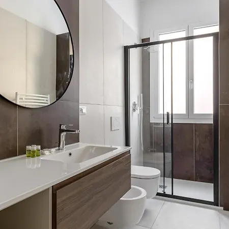 Le Dodici Porte - Porta Galliera 1 By District *