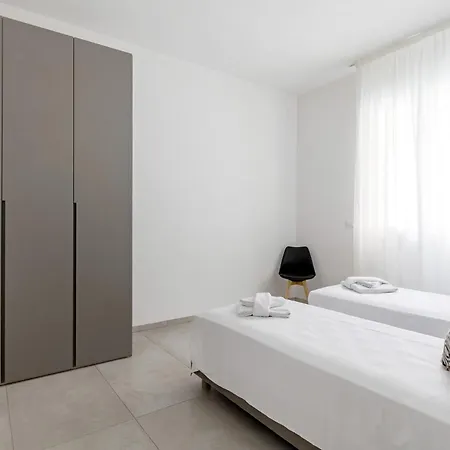 Daire Le Dodici Porte - Porta Galliera 1 By District