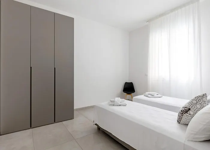 شقة Le Dodici Porte - Porta Galliera 1 By District